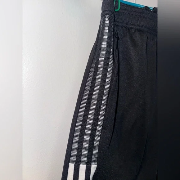 Adidas men’s Black Joggers - Picture 2 of 13
